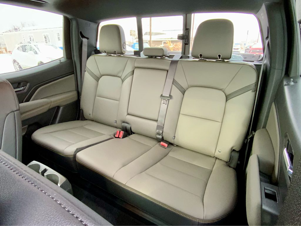 Thumbnail: 2026 Chevrolet Colorado - 32