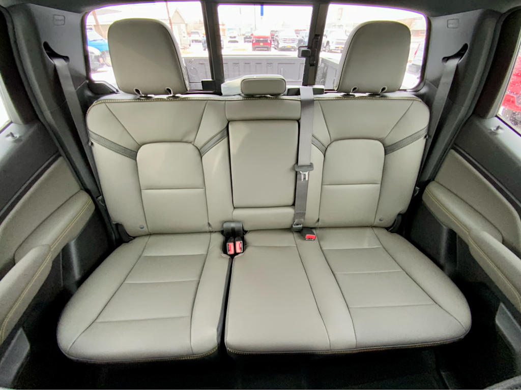 Thumbnail: 2026 Chevrolet Colorado - 34