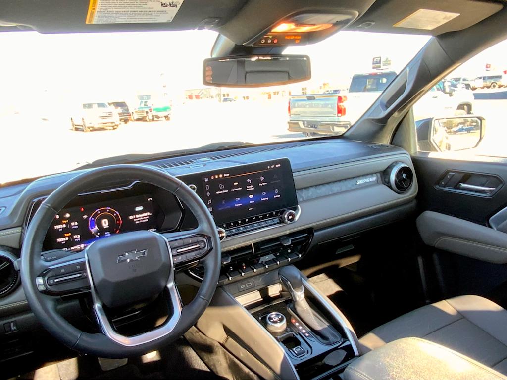 Thumbnail: 2025 Chevrolet Colorado - 15