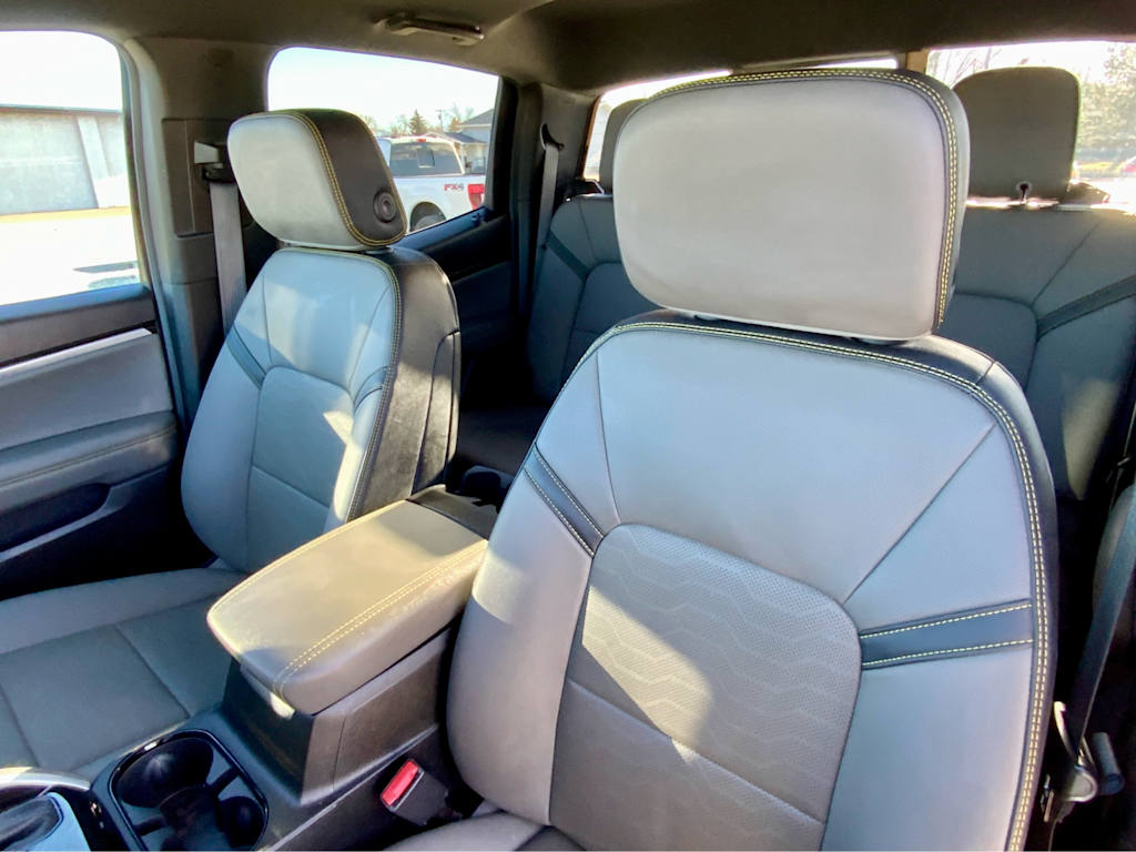 Thumbnail: 2025 Chevrolet Colorado - 40