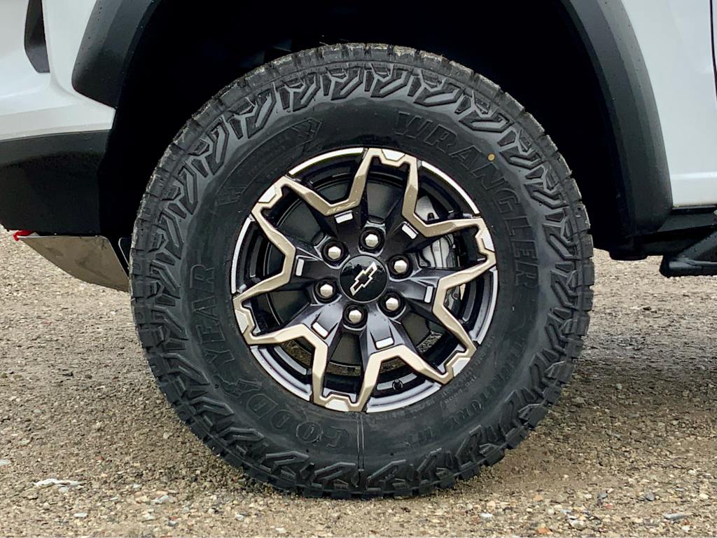 Thumbnail: 2026 Chevrolet Colorado - 28