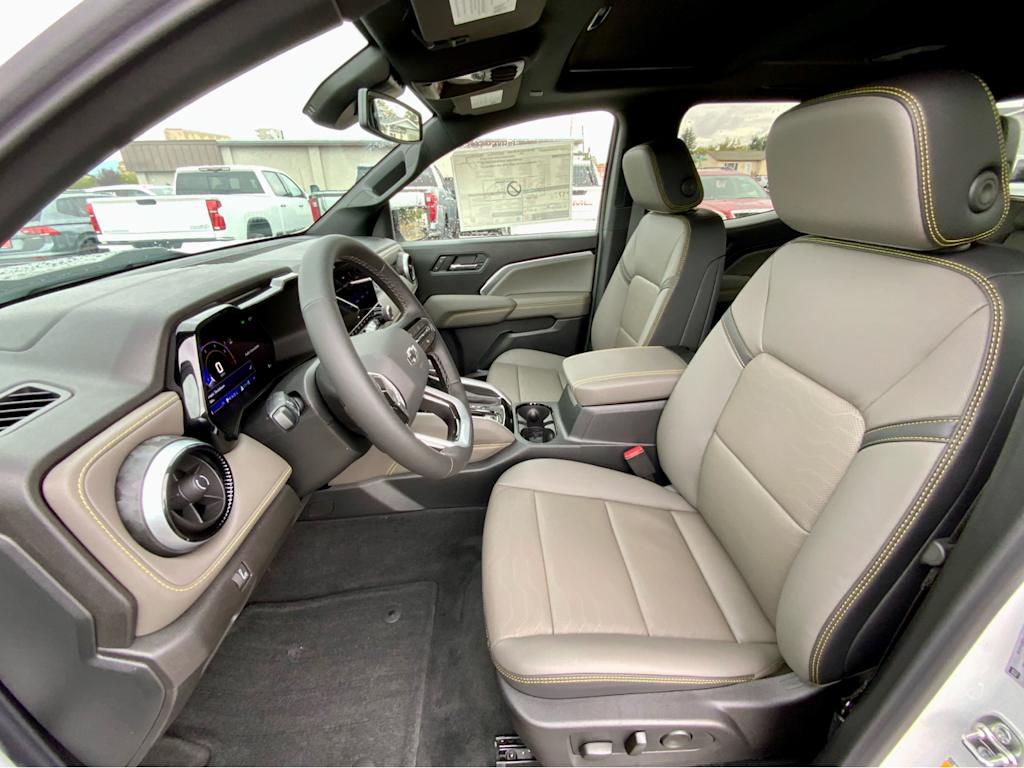 Thumbnail: 2026 Chevrolet Colorado - 10