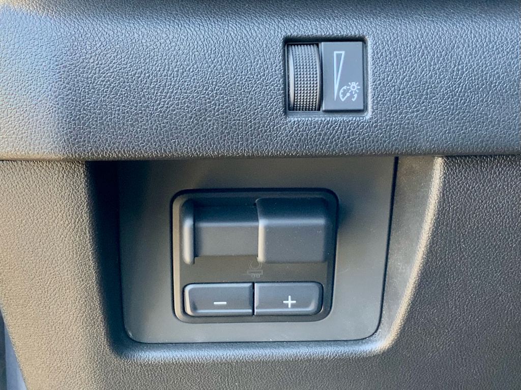 Thumbnail: 2025 Chevrolet Colorado - 50