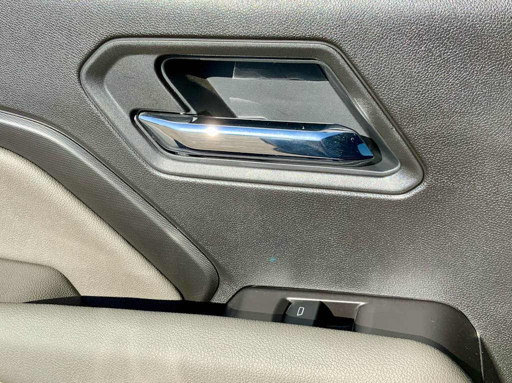 Thumbnail: 2025 Chevrolet Colorado - 55