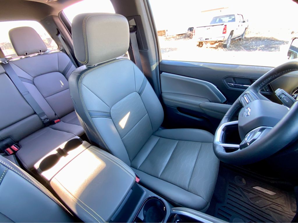 Thumbnail: 2025 Chevrolet Colorado - 38