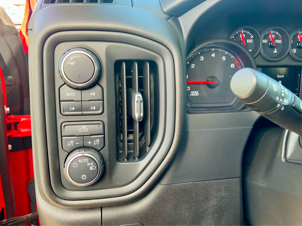 Thumbnail: 2021 Chevrolet Silverado 1500 - 51