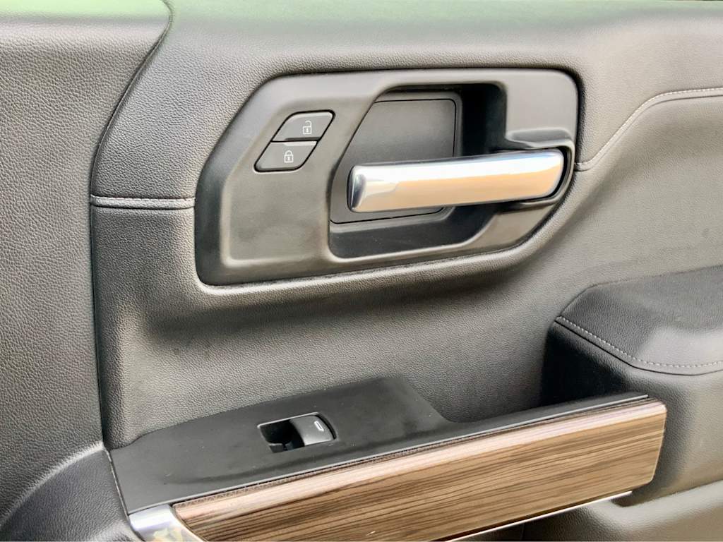 Thumbnail: 2020 Chevrolet Silverado 1500 - 55