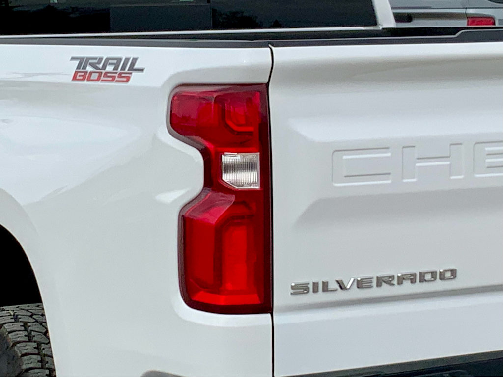 Thumbnail: 2021 Chevrolet Silverado 1500 - 27