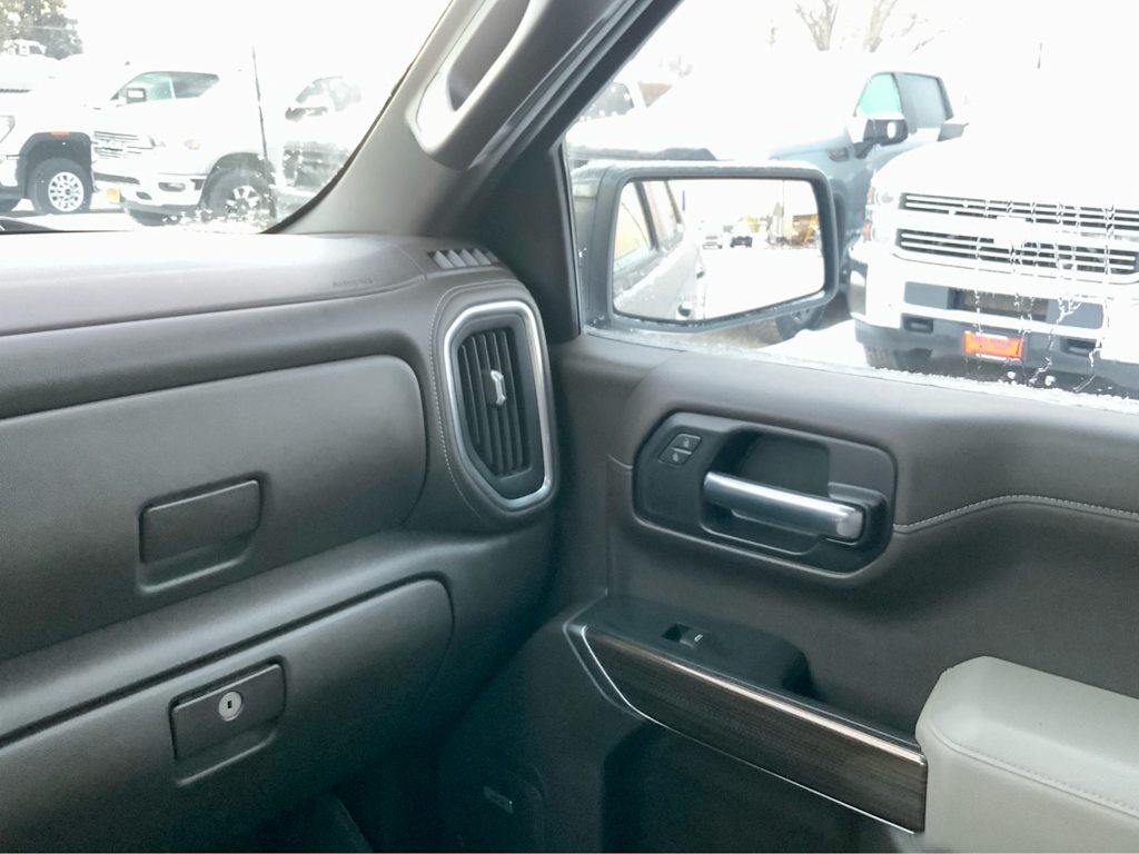 Thumbnail: 2020 Chevrolet Silverado 1500 - 38