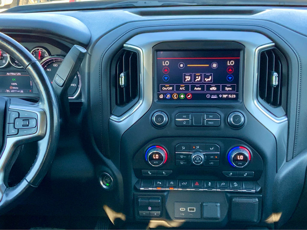 Thumbnail: 2020 Chevrolet Silverado 1500 - 32