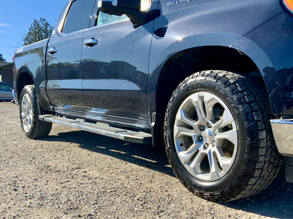 Thumbnail: 2023 Chevrolet Silverado 1500 - 25