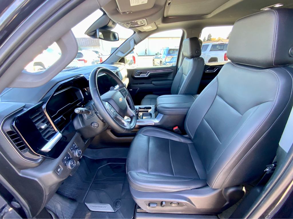 Thumbnail: 2023 Chevrolet Silverado 1500 - 10