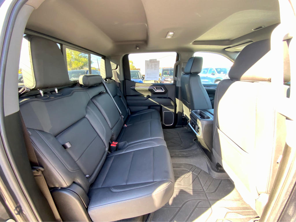 Thumbnail: 2023 Chevrolet Silverado 1500 - 34