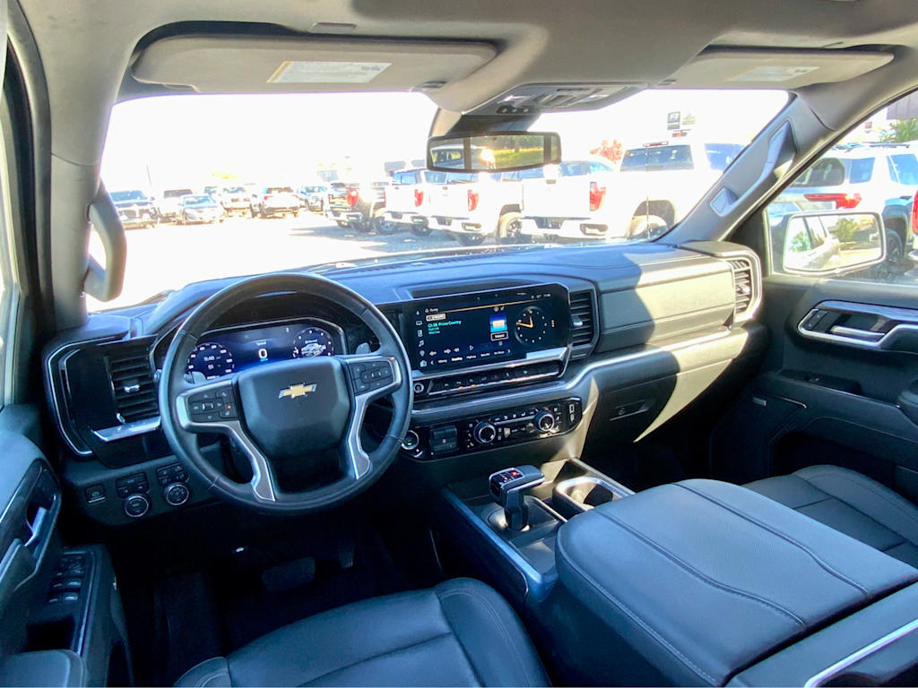 Thumbnail: 2023 Chevrolet Silverado 1500 - 9