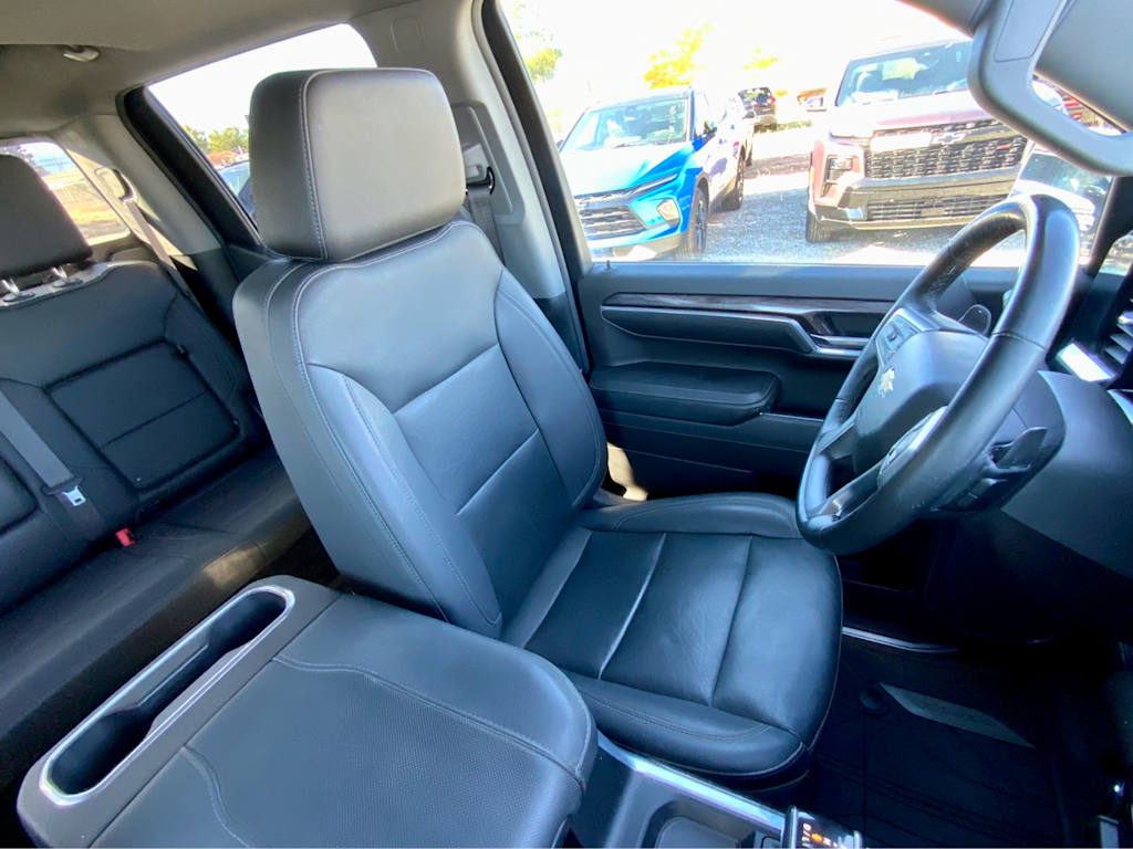 Thumbnail: 2023 Chevrolet Silverado 1500 - 36