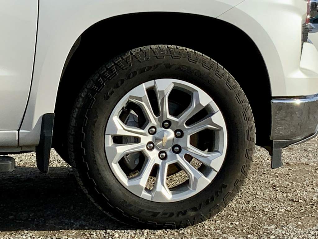 Thumbnail: 2022 Chevrolet Silverado 1500 - 33