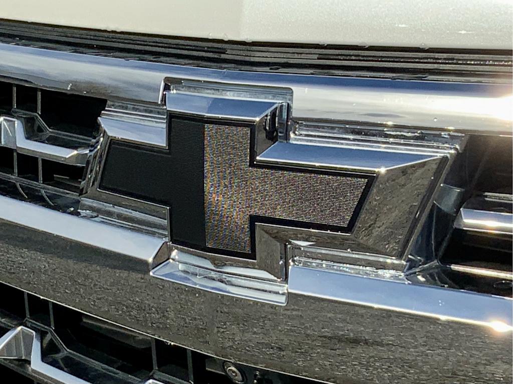 Thumbnail: 2022 Chevrolet Silverado 1500 - 9