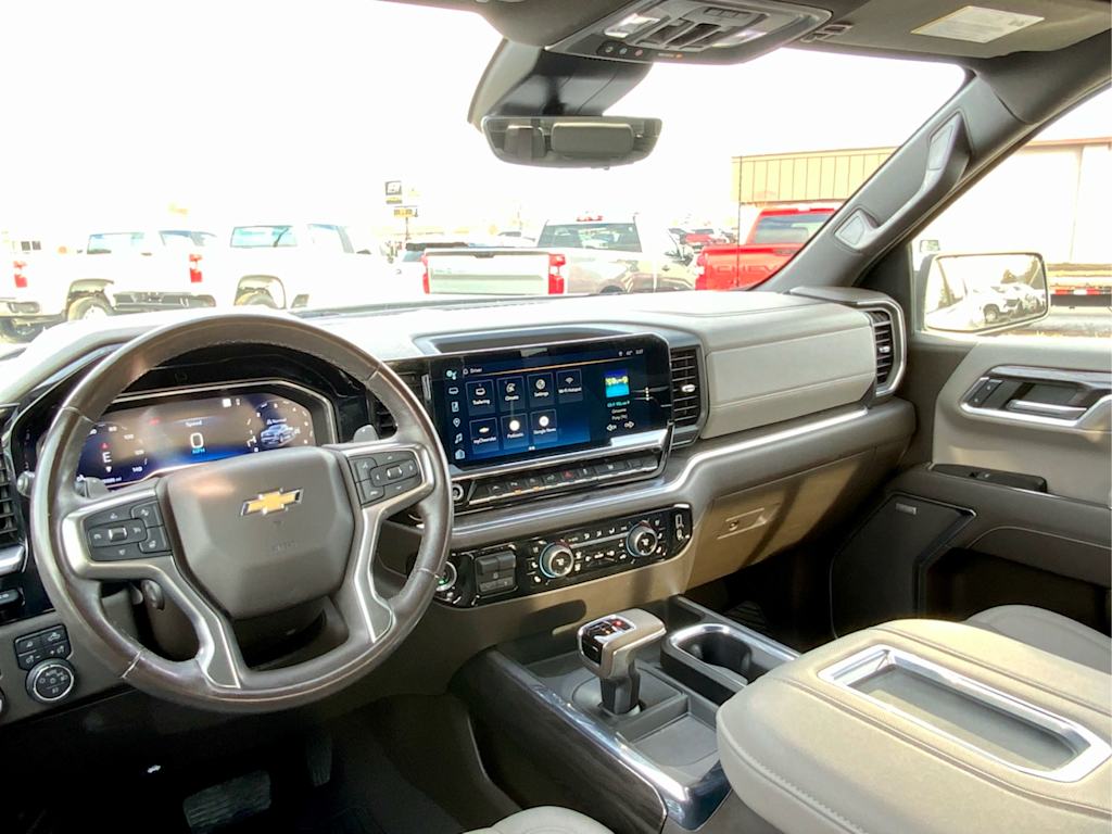 Thumbnail: 2022 Chevrolet Silverado 1500 - 15