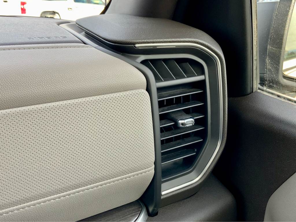 Thumbnail: 2022 Chevrolet Silverado 1500 - 58