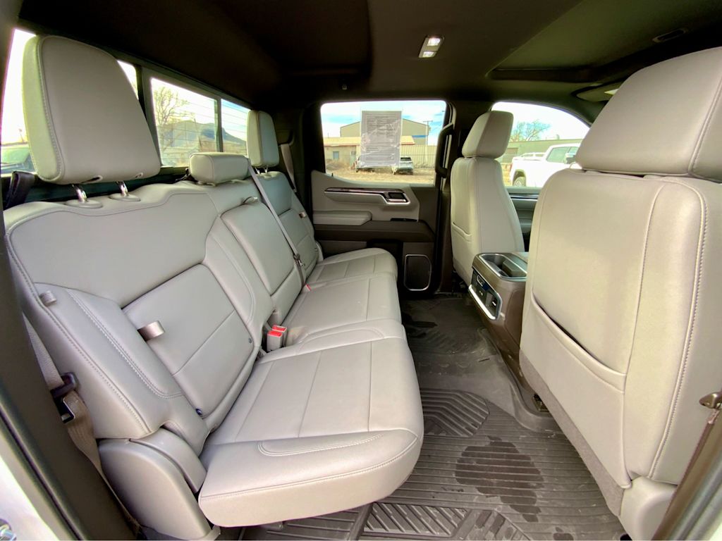 Thumbnail: 2022 Chevrolet Silverado 1500 - 36