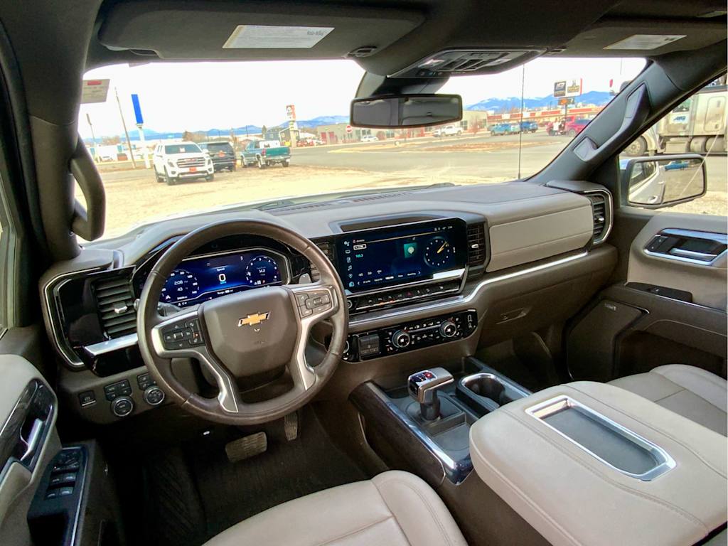 Thumbnail: 2022 Chevrolet Silverado 1500 - 9