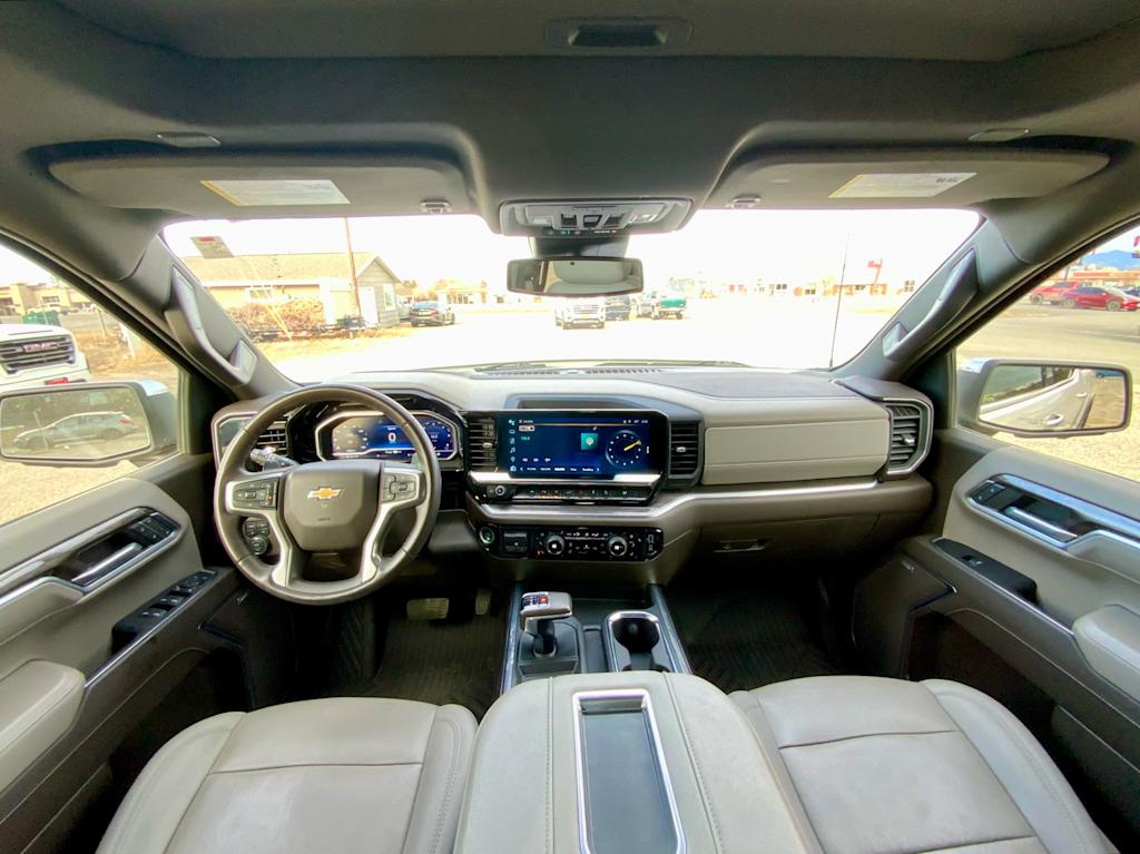 Thumbnail: 2022 Chevrolet Silverado 1500 - 2