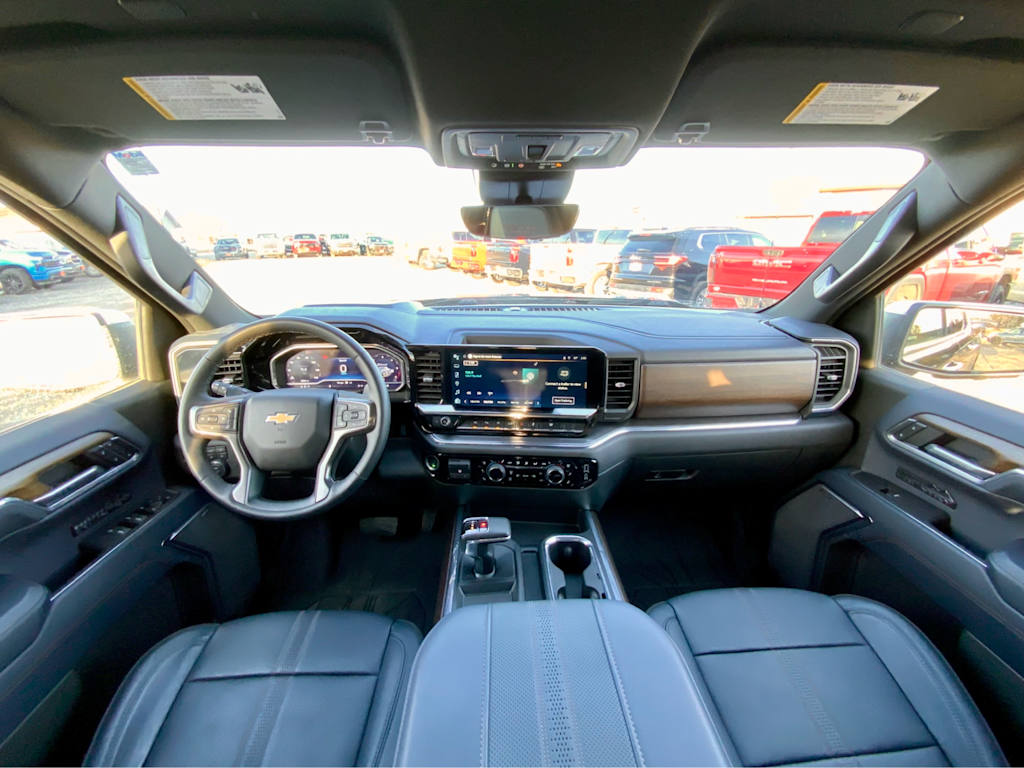 Thumbnail: 2024 Chevrolet Silverado 1500 - 2