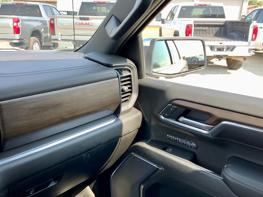 Thumbnail: 2024 Chevrolet Silverado 1500 - 44