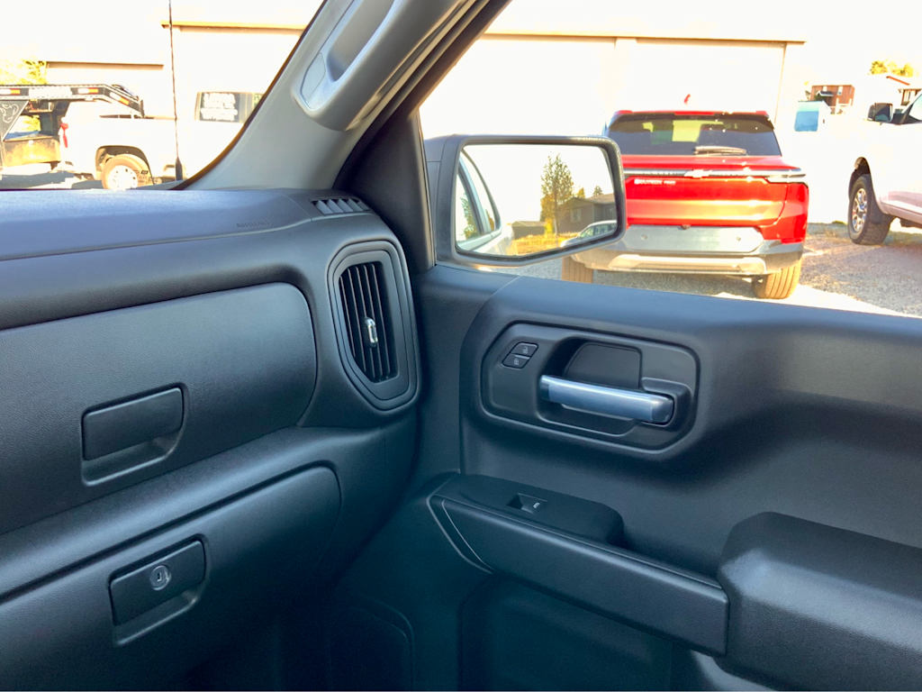 Thumbnail: 2026 Chevrolet Silverado 1500 - 39