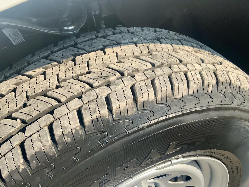 Thumbnail: 2026 Chevrolet Silverado 1500 - 32