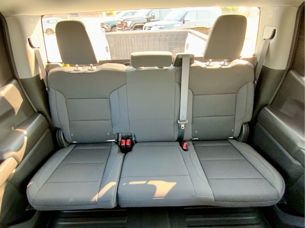 Thumbnail: 2026 Chevrolet Silverado 1500 - 38