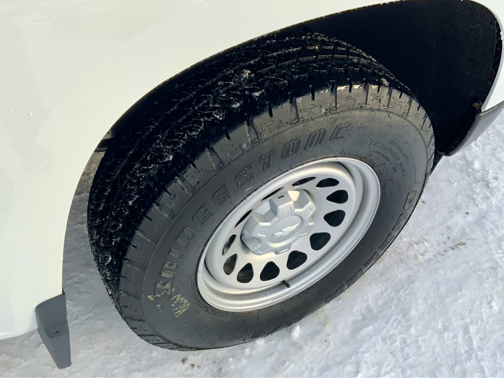 Thumbnail: 2026 Chevrolet Silverado 1500 - 28