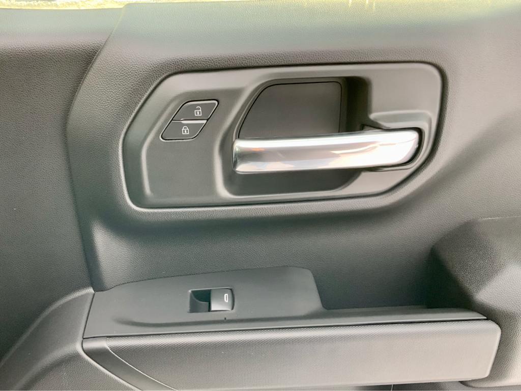 Thumbnail: 2026 Chevrolet Silverado 1500 - 49