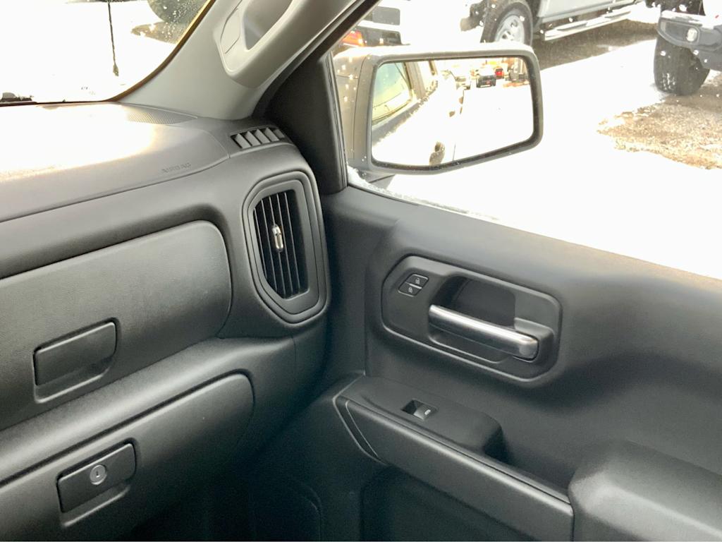 Thumbnail: 2026 Chevrolet Silverado 1500 - 40