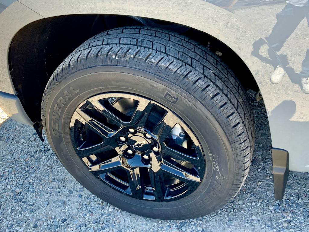 Thumbnail: 2025 Chevrolet Silverado 1500 - 32