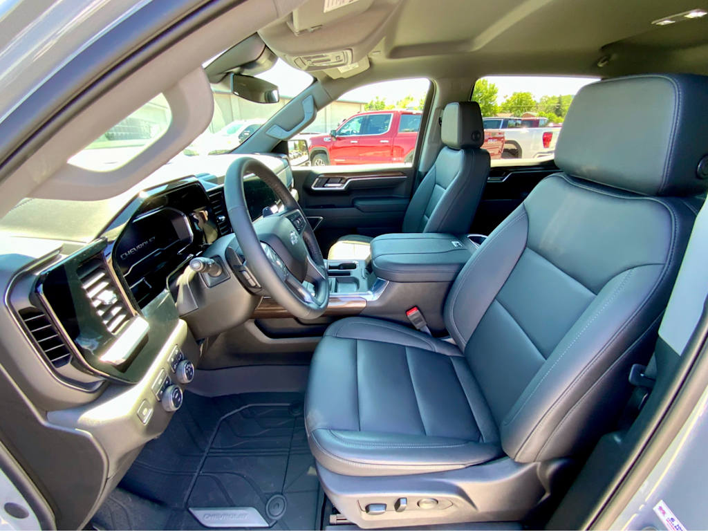 Thumbnail: 2025 Chevrolet Silverado 1500 - 11