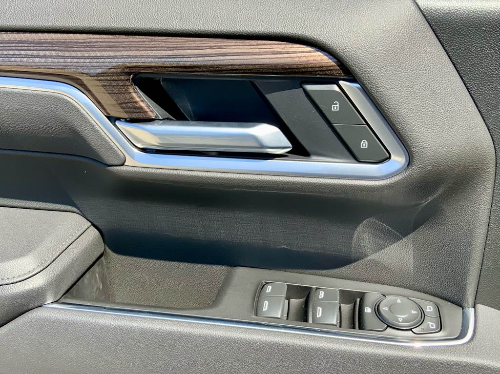 Thumbnail: 2025 Chevrolet Silverado 1500 - 52