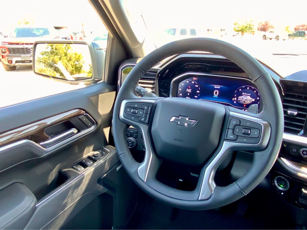 Thumbnail: 2025 Chevrolet Silverado 1500 - 46