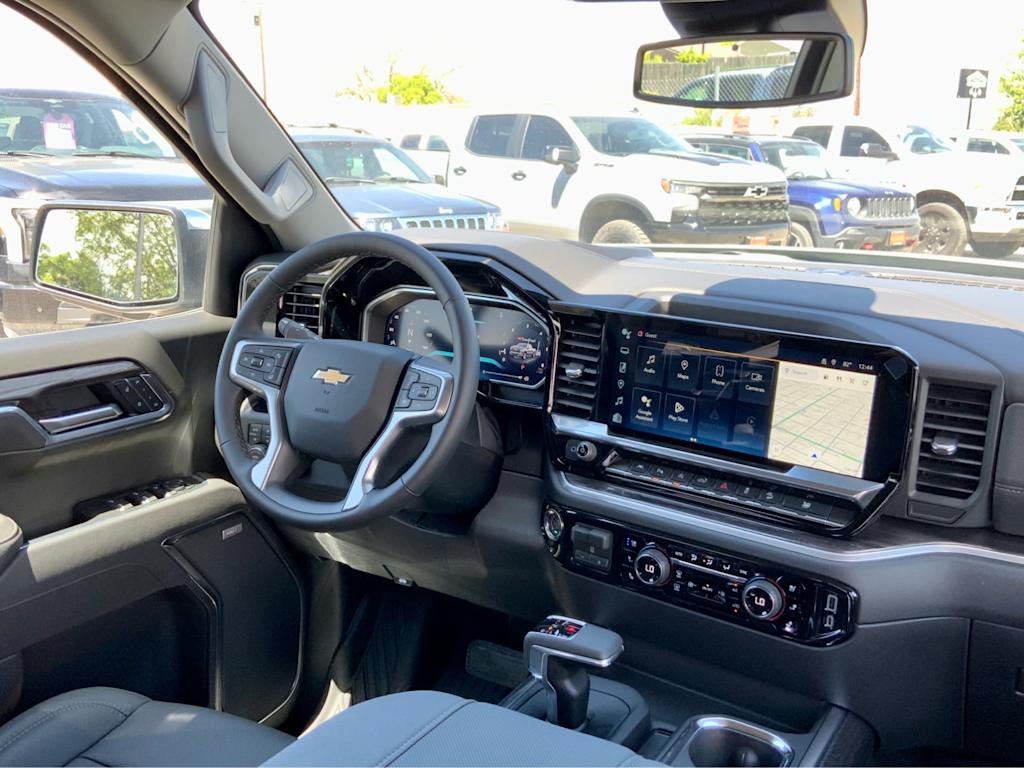 Thumbnail: 2026 Chevrolet Silverado 1500 - 38