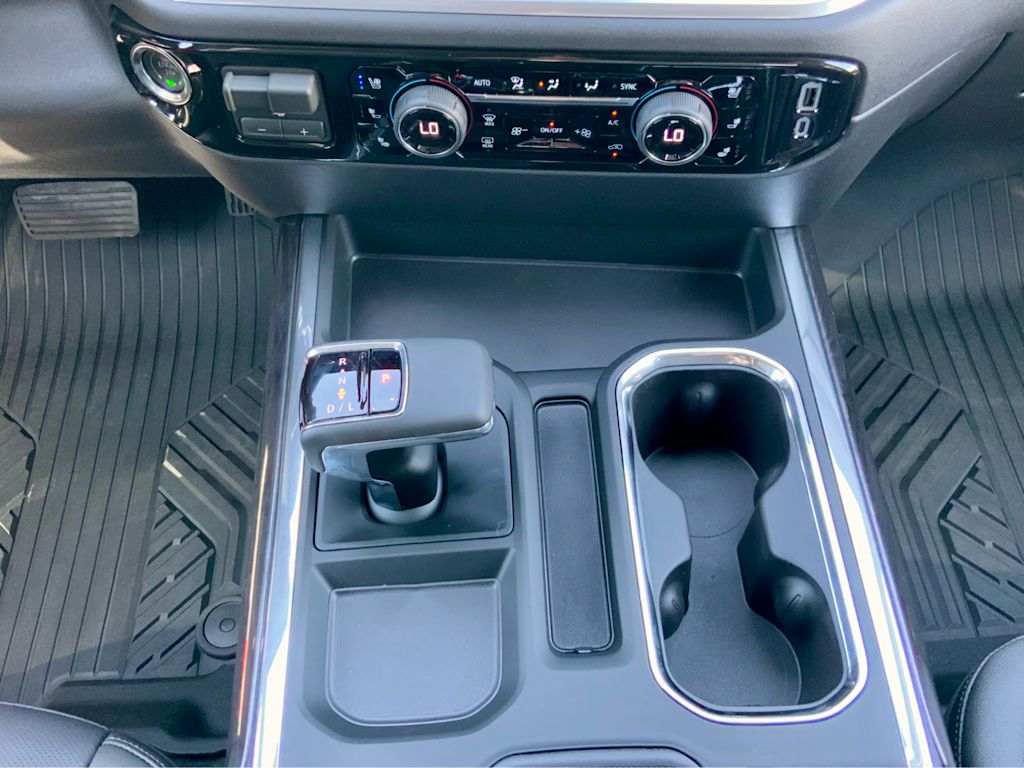 Thumbnail: 2026 Chevrolet Silverado 1500 - 16