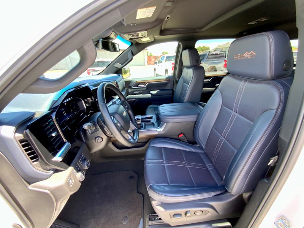 Thumbnail: 2025 Chevrolet Silverado 1500 - 10