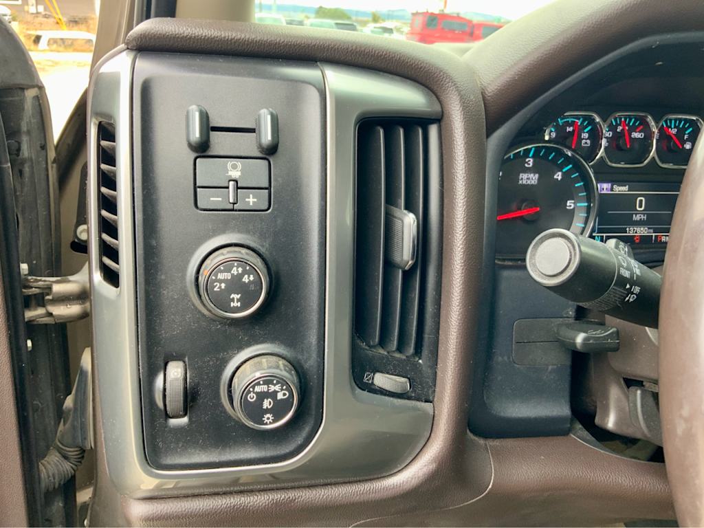 Thumbnail: 2015 Chevrolet Silverado 1500 - 36