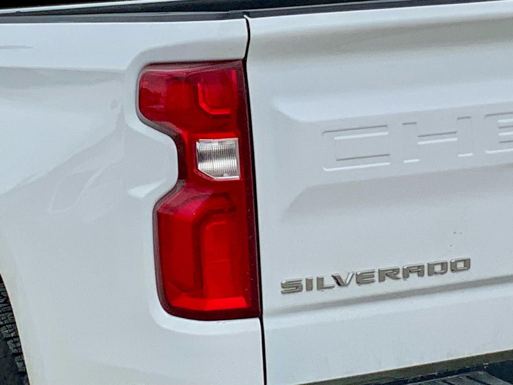 Thumbnail: 2020 Chevrolet Silverado 1500 - 26