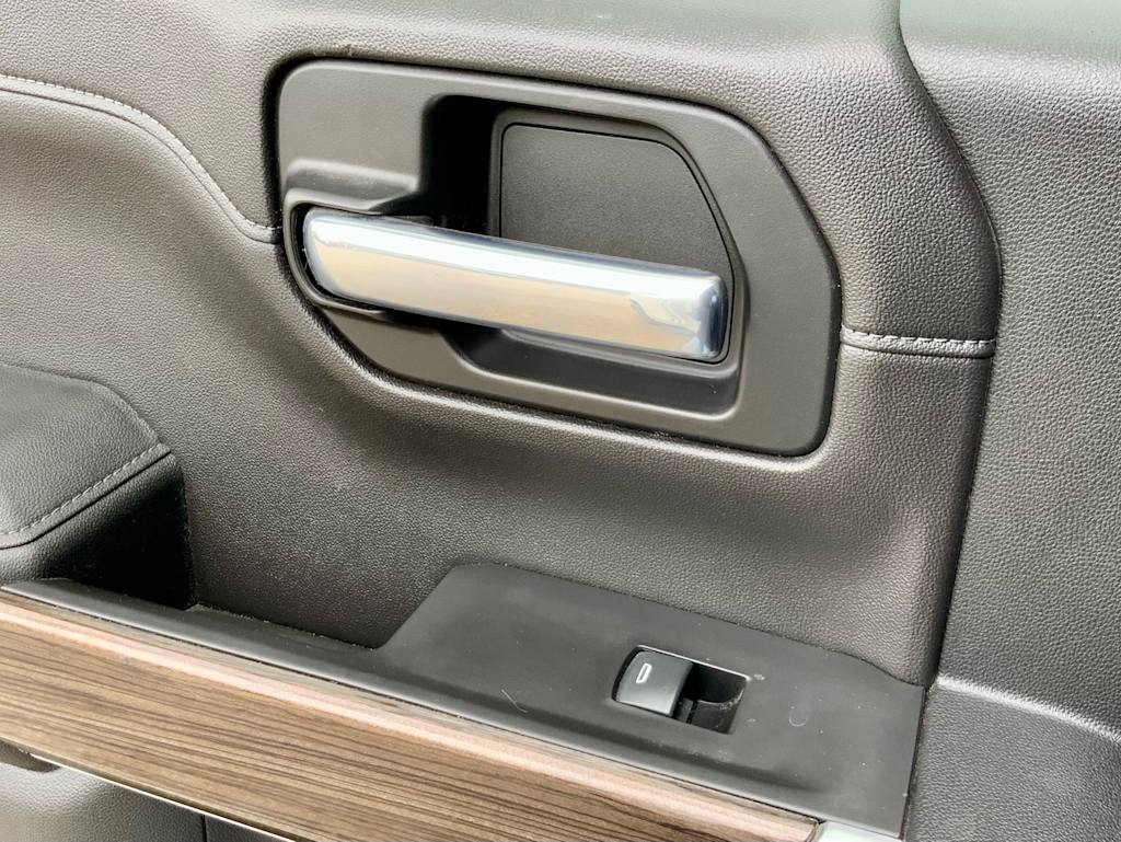 Thumbnail: 2020 Chevrolet Silverado 1500 - 51