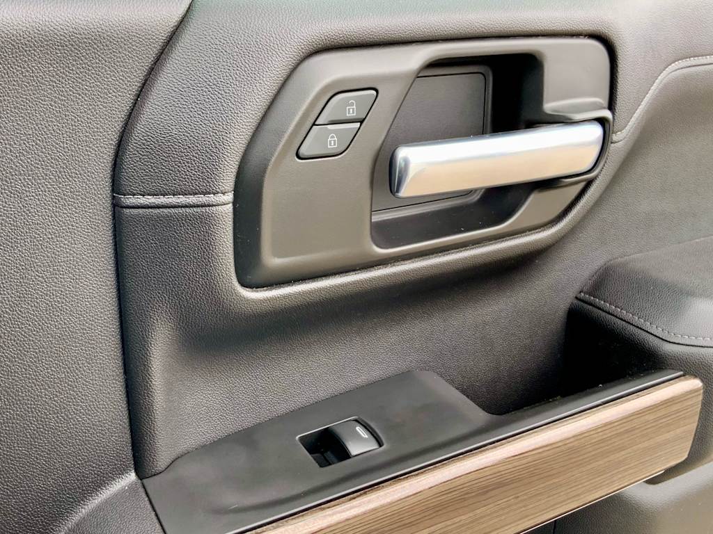 Thumbnail: 2020 Chevrolet Silverado 1500 - 50