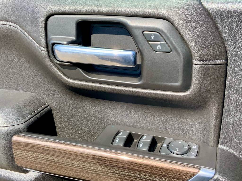 Thumbnail: 2020 Chevrolet Silverado 1500 - 39