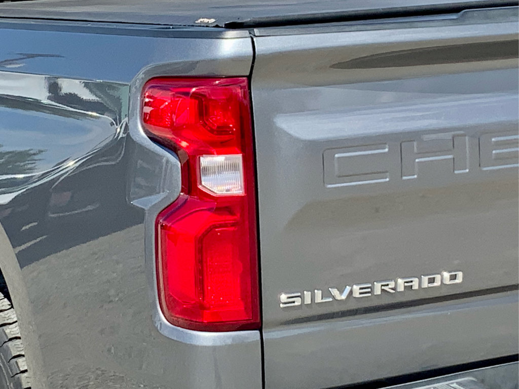 Thumbnail: 2021 Chevrolet Silverado 1500 - 25