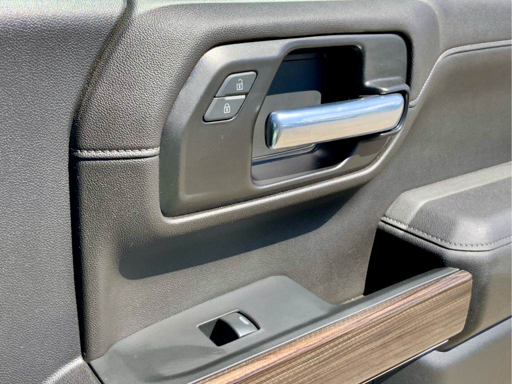 Thumbnail: 2021 Chevrolet Silverado 1500 - 42
