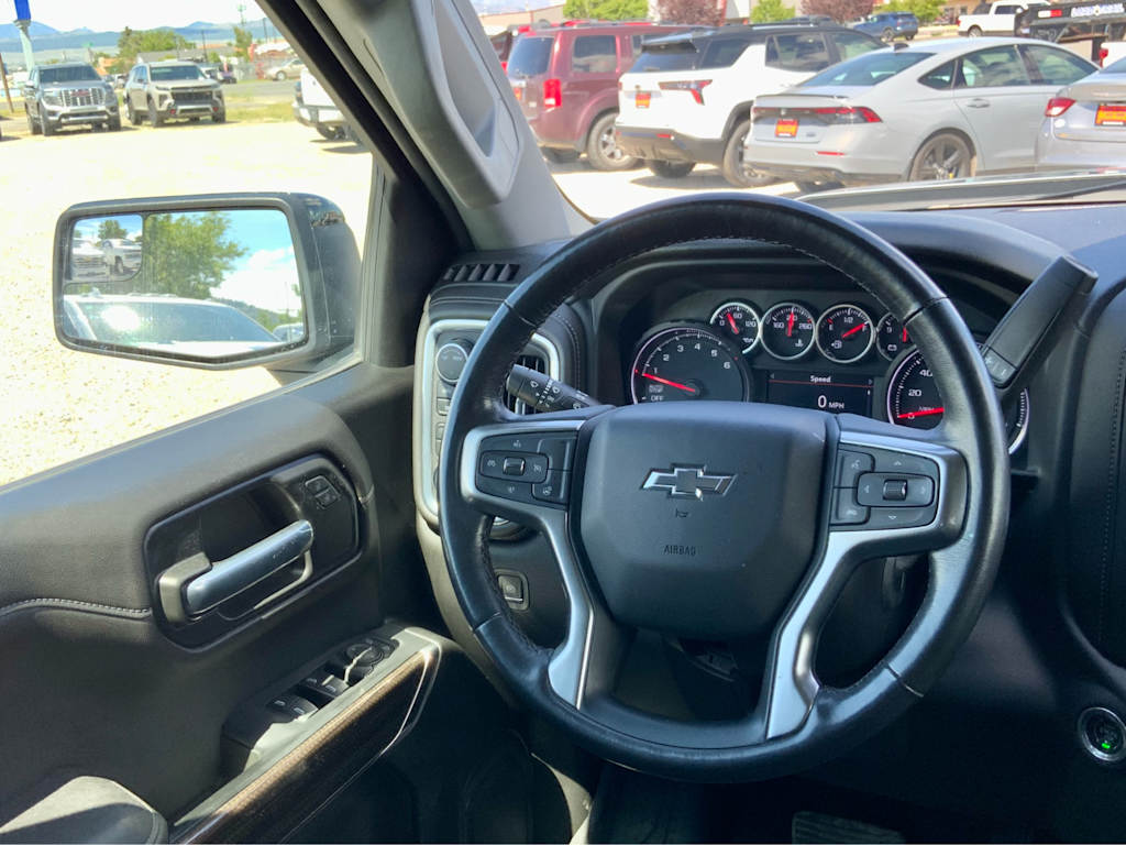 Thumbnail: 2021 Chevrolet Silverado 1500 - 14