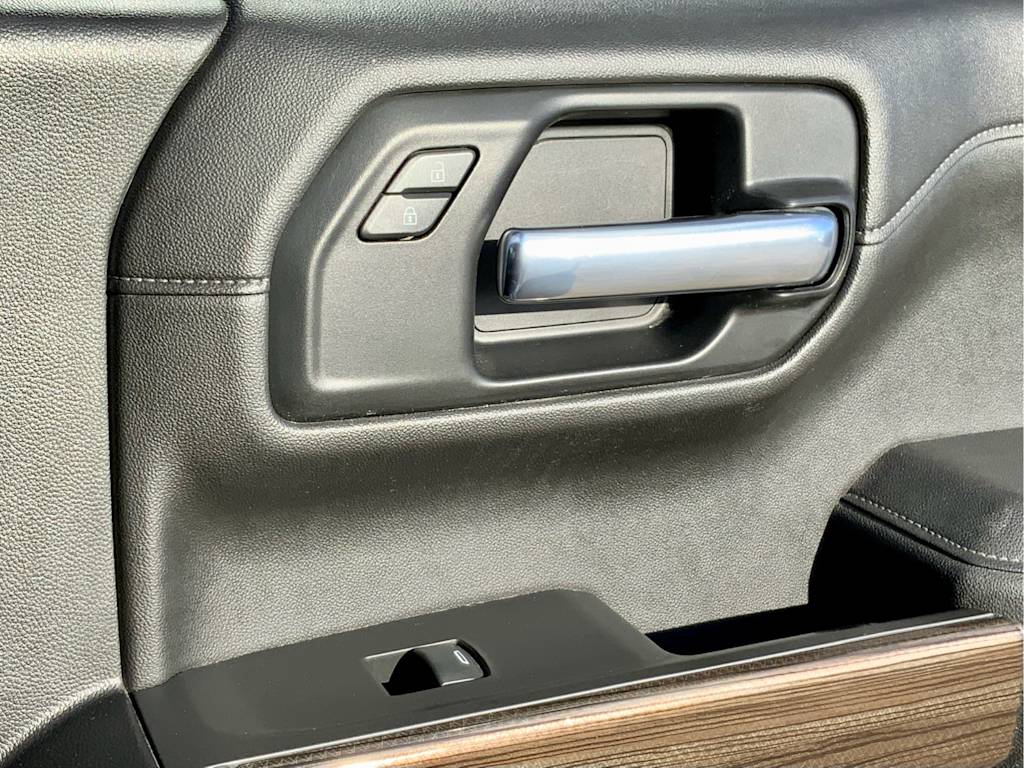 Thumbnail: 2021 Chevrolet Silverado 1500 - 51